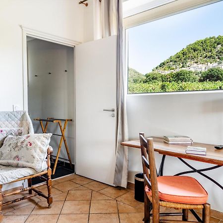 Hotellerie Du Domaine De Cabasse Seguret Luaran gambar
