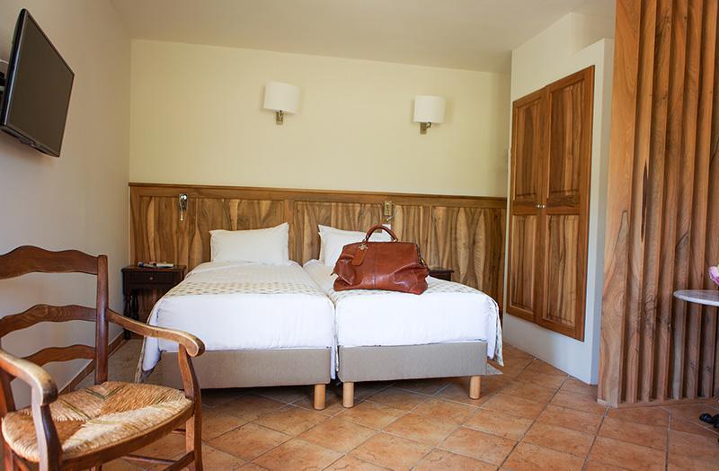 Hotellerie Du Domaine De Cabasse Seguret Luaran gambar